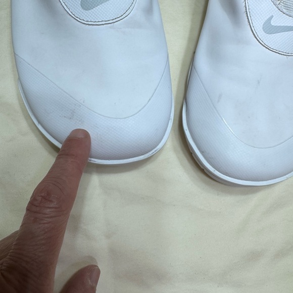 Nike White Slip-On Shoes - Picture 10 of 12